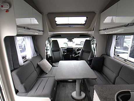 Swift Voyager 584 AUTO 2026  (65667) image