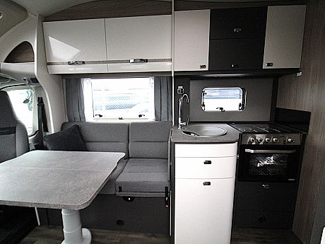 Swift Voyager 584 AUTO 2026  (65667) image