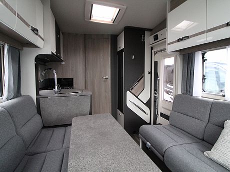 Swift Voyager 584 AUTO 2026  (65667) image