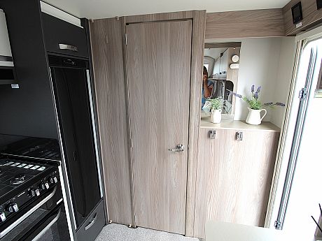 Swift Conqueror 480 - 2027 image