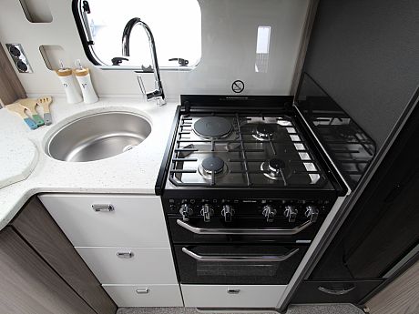 Swift Conqueror 480 - 2027 image