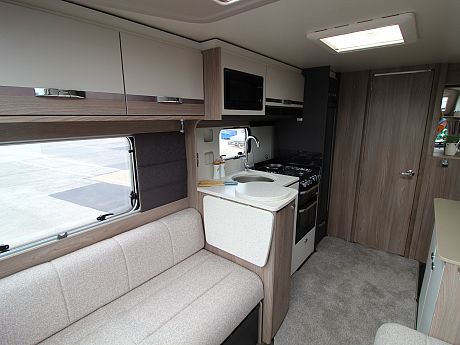 Swift Conqueror 480 - 2027 image
