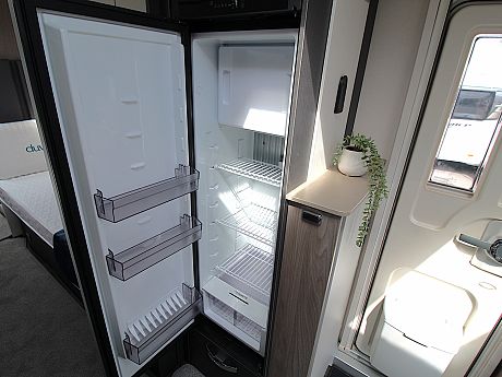 Swift Conqueror 565 - 2027 image