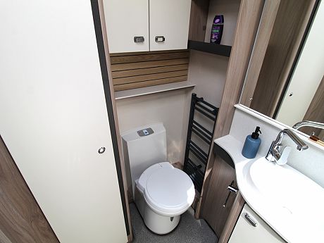 Swift Conqueror 565 - 2027 image