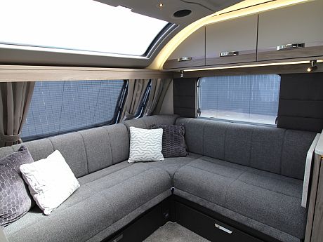 Swift Conqueror Grande 650L - 2027 image