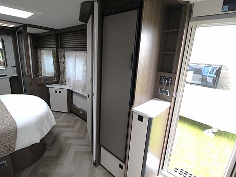 Coachman LUSSO I - 2027 image