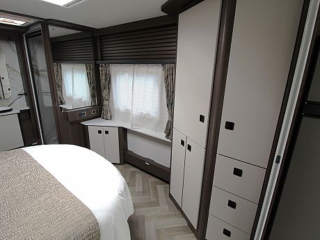 Coachman LUSSO II - 2027 image
