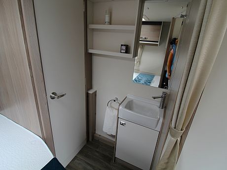Swift Sprite Alpine 4 - 2027 image