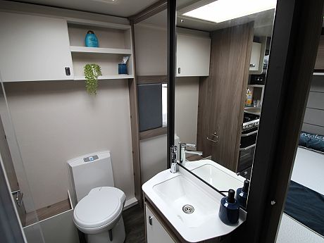 Swift Challenger 560 - 2027 image