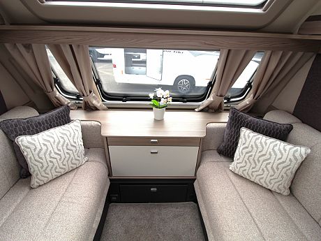 Swift Conqueror 645 Grande  - 2026 image