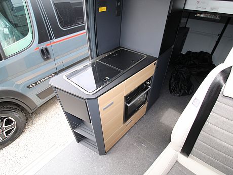 Adria Twin 60Y 640 SGX (68113) image