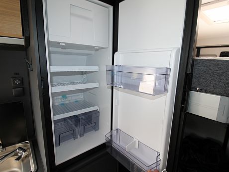 Adria Twin 60Y 640 SGX (68113) image