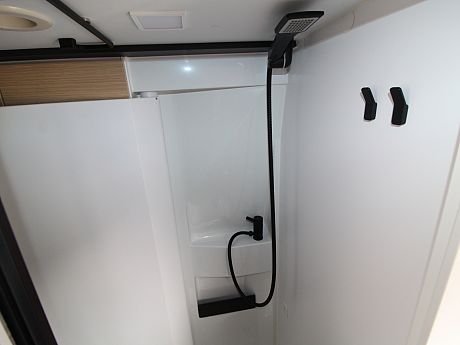 Adria Twin 60Y 640 SGX (68113) image