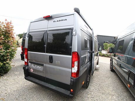 Adria Twin 60Y 640 SGX (68113) image