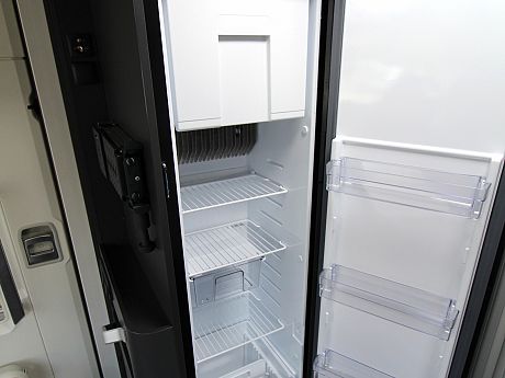 Adria Matrix Axess 600 DT (55793) image