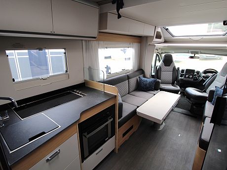 Adria Matrix Axess 600 DT (55793) image