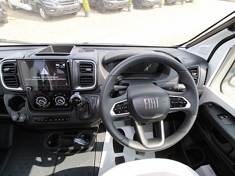 Adria Matrix 60Y 670 SL image