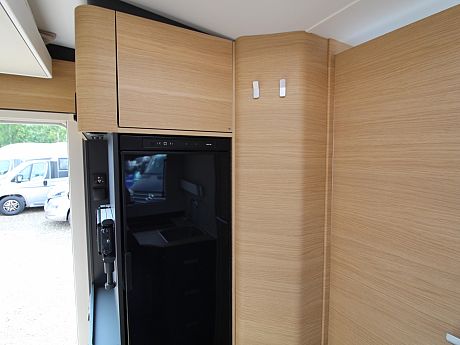 Adria Matrix 60Y 670 SL image