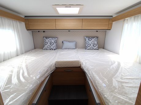 Adria Matrix 60Y 670 SL image