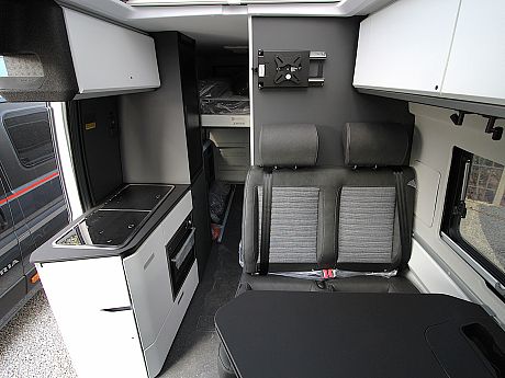 Adria Twin Supreme 640 SGX  Artense Grey (62133) image