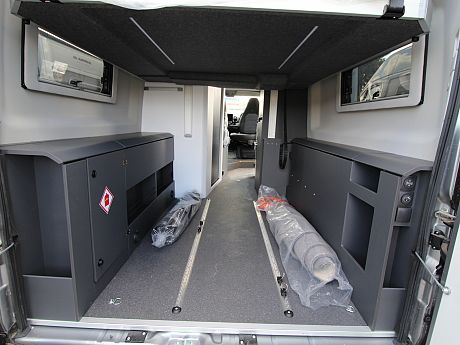 Adria Twin Supreme 640 SGX  Artense Grey (62133) image