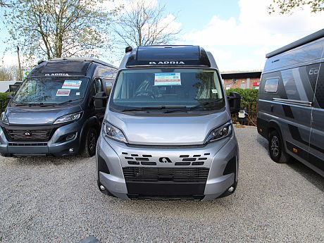 Adria Twin Supreme 640 SGX  Artense Grey (62133) image