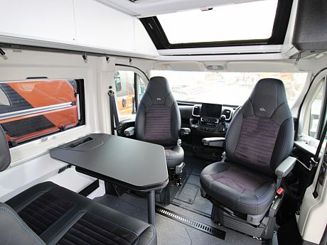 Adria Twin Sports 640 SGX Artense Grey (62257) image