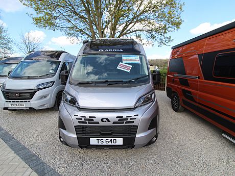 Adria Twin Sports 640 SGX Artense Grey (62257) image