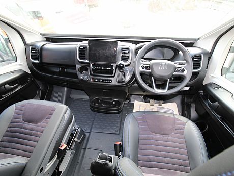 Adria Twin Sports 640 SGX Artense Grey (62257) image