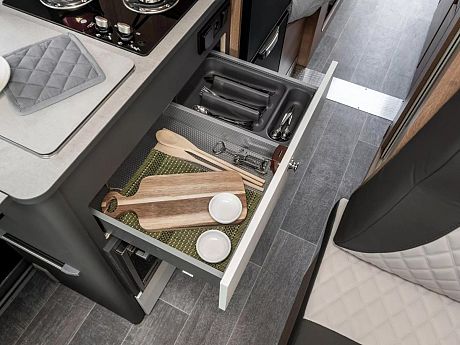 Giottiline  Giottivan 64G (Peugeout) Auto - Iron Grey 2026 image