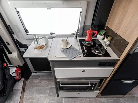 Giottiline  Giottivan 64G (Peugeout) Auto - Iron Grey 2026 image