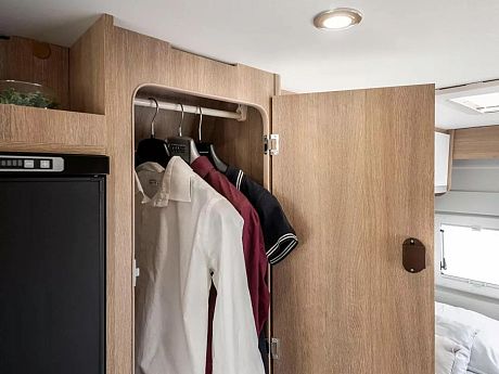 Giottiline  Giottivan 64G (Peugeout) Auto - Iron Grey 2026 image