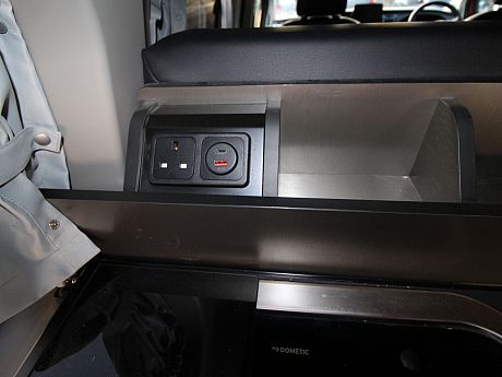 Westfalia Nugget Plus Active - 2023 image