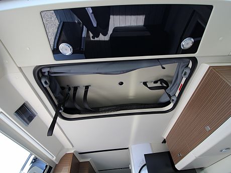 Westfalia Columbus 640E 'Pop-Top' Artense Grey (66896) image