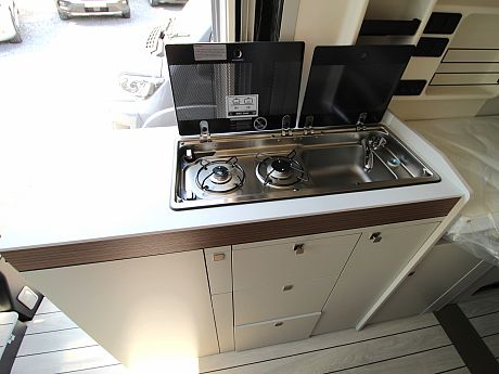 Westfalia Columbus 640E 'Pop-Top' Artense Grey (66896) image