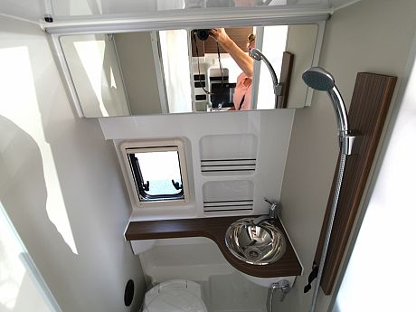 Westfalia Columbus 640E 'Pop-Top' Artense Grey (66896) image