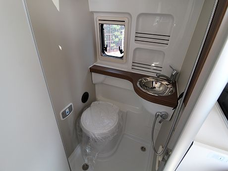 Westfalia Columbus 640E 'Pop-Top' Artense Grey (66896) image