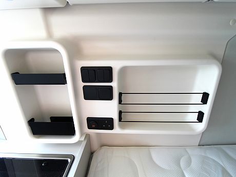 Westfalia Columbus 640E 'Pop-Top' Artense Grey (66896) image