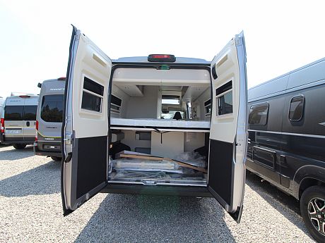 Westfalia Columbus 640E 'Pop-Top' Artense Grey (66896) image