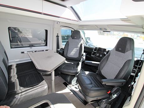 Adria Twin Sports 640 SGX - 2025 image