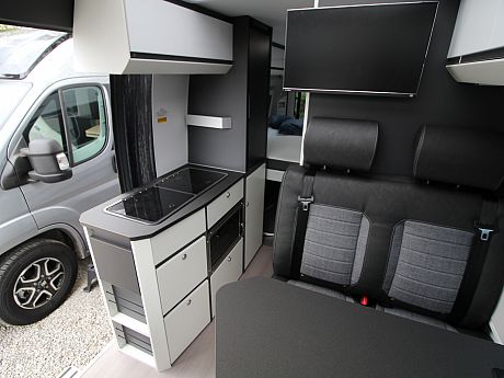 Adria Twin Supreme 640 SGX - 2024 image