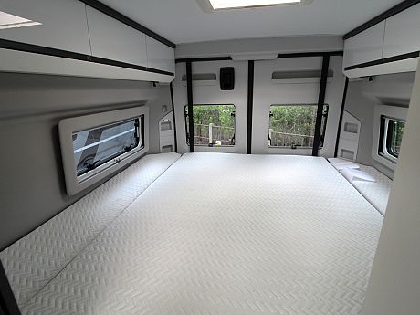 Adria Twin Supreme 640 SGX - 2024 image