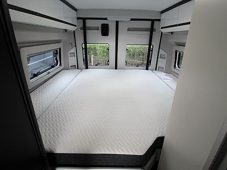 Adria Twin Supreme 640 SGX - 2024 image