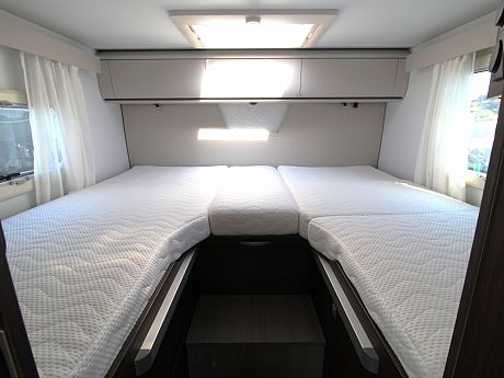 Adria Matrix Supreme 670 DL - 2024 image