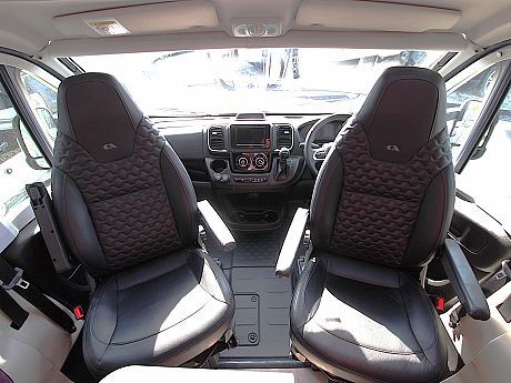 Adria Matrix Supreme 670 DL - 2024 image