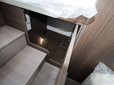 Adria Matrix Supreme 670 DL - 2024 (36260) image