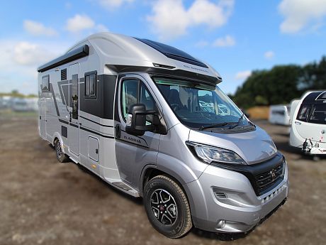 Adria Matrix Supreme 670 DL - 2024 (36260) image