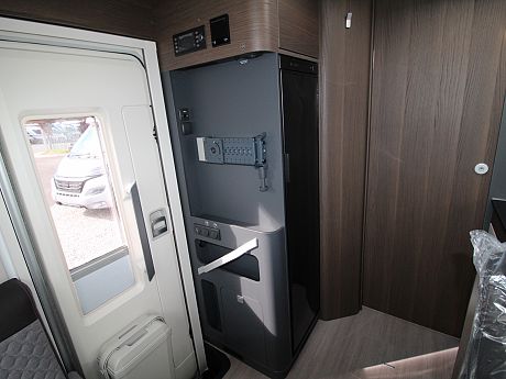 Adria Matrix Supreme 670 SC -  (55434) image