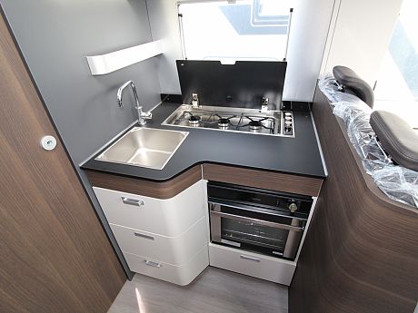 Adria Matrix Supreme 670 SC -  (55434) image