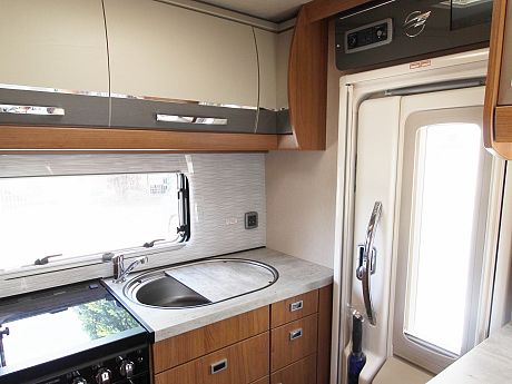 Auto-Trail Tracker EKS 2019 image
